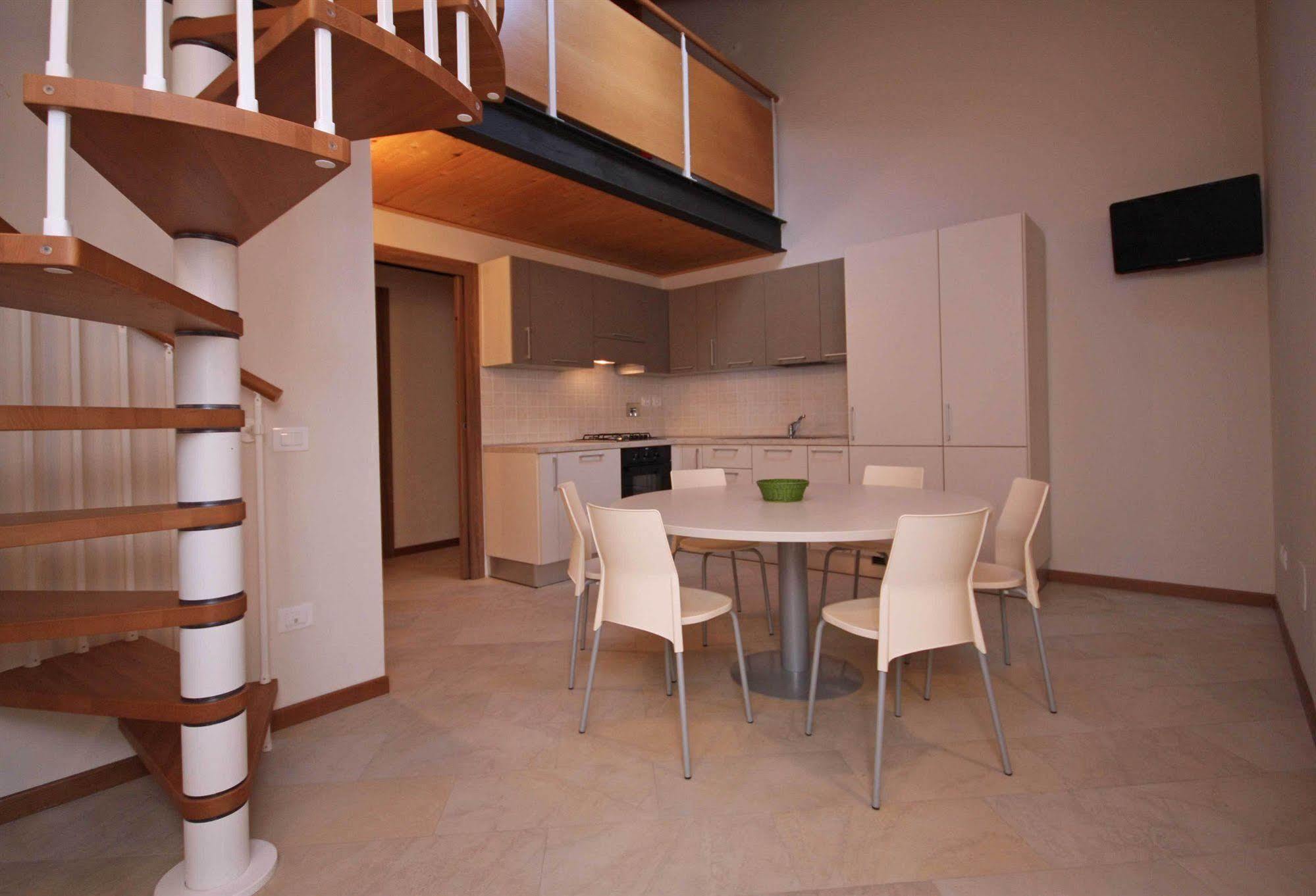 קסטליונה דלה פסקאיה "La Terrazza Di Castiglione" Appartamenti Vacanza מראה חיצוני תמונה